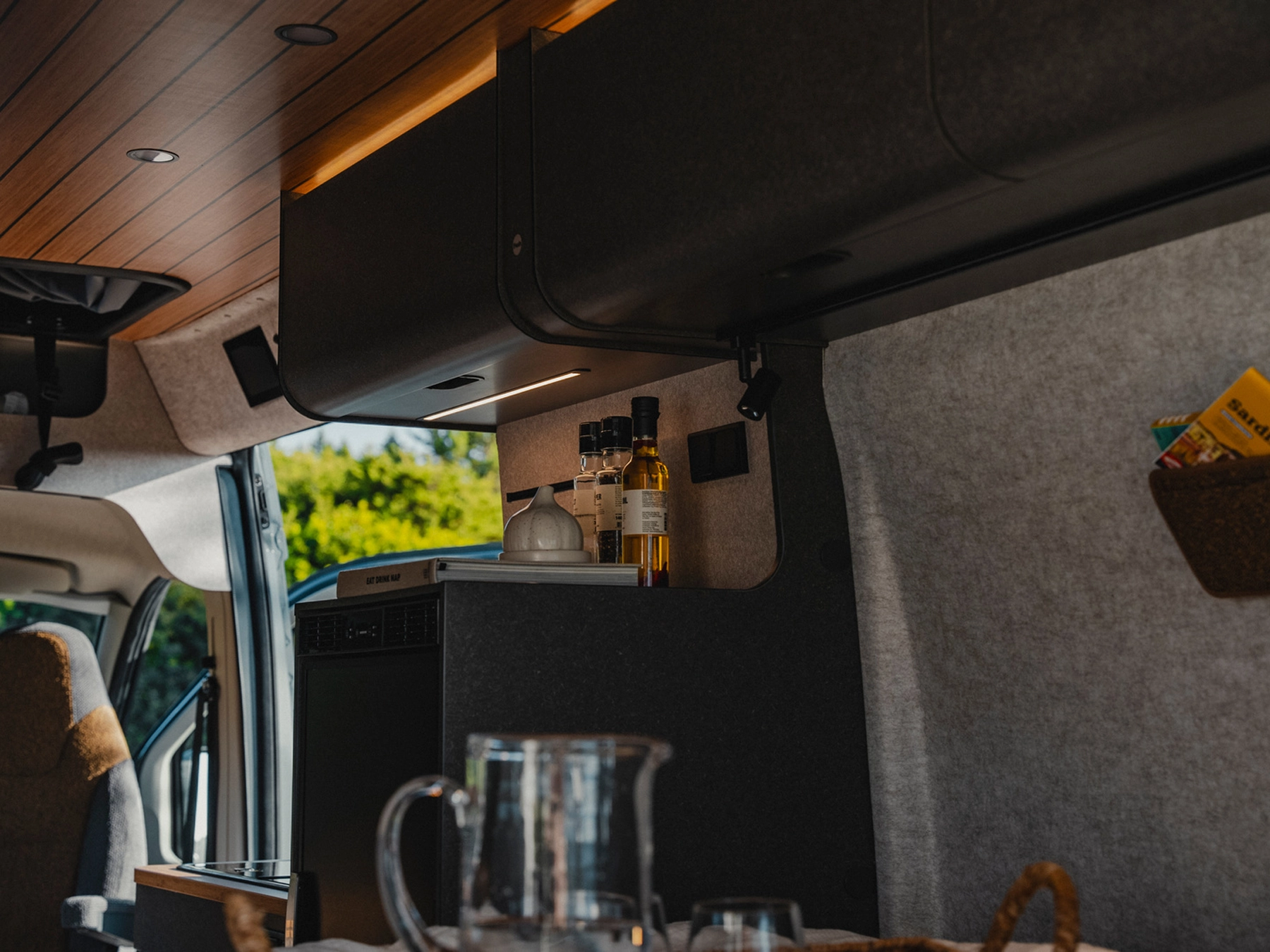 Hymer Redwood Campervan Core - Kitchen High Top