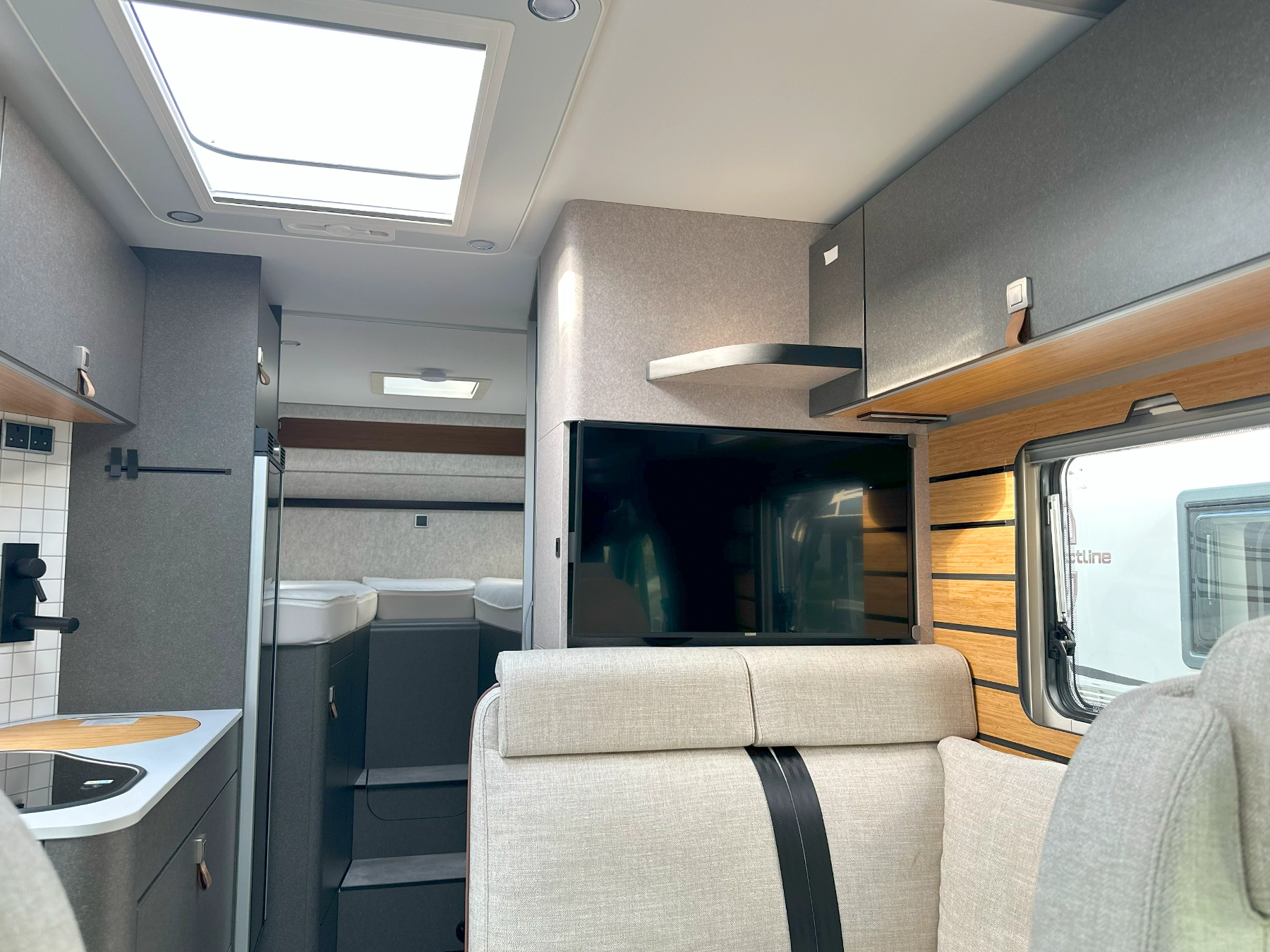 Hymer ML-T 570 Xperience Interior
