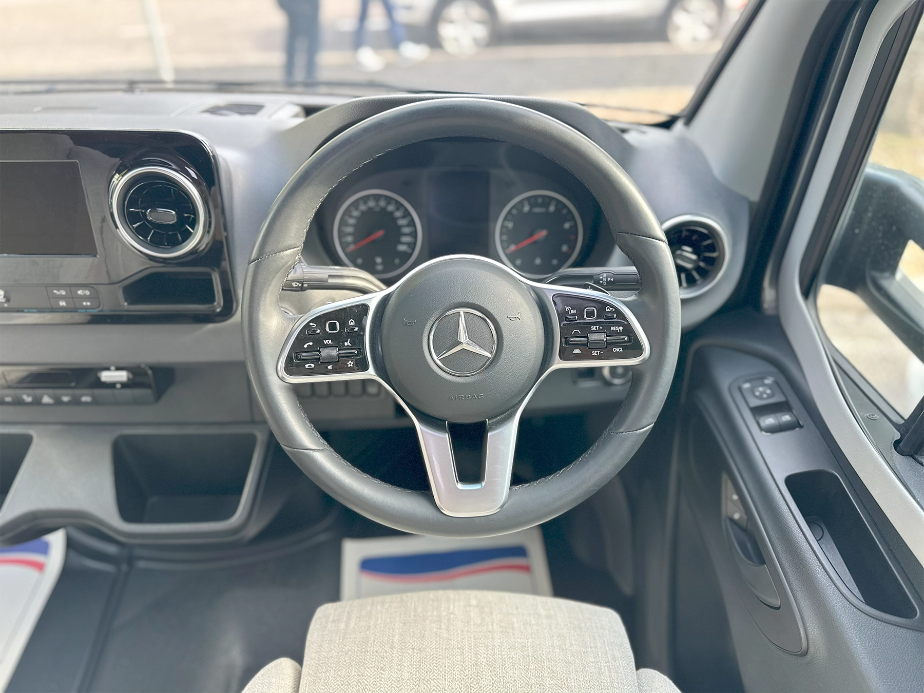 Hymer ML-T 570 Xperience Steering Wheel