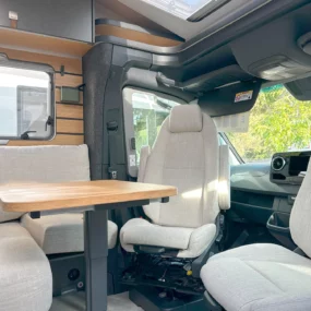 Hymer ML-T 570 Xperience Swivel Lounge Table