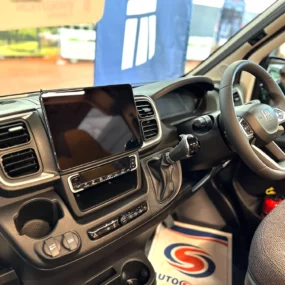 Hymer Redwood Explorer 600 Multimedia System & Steering Wheel