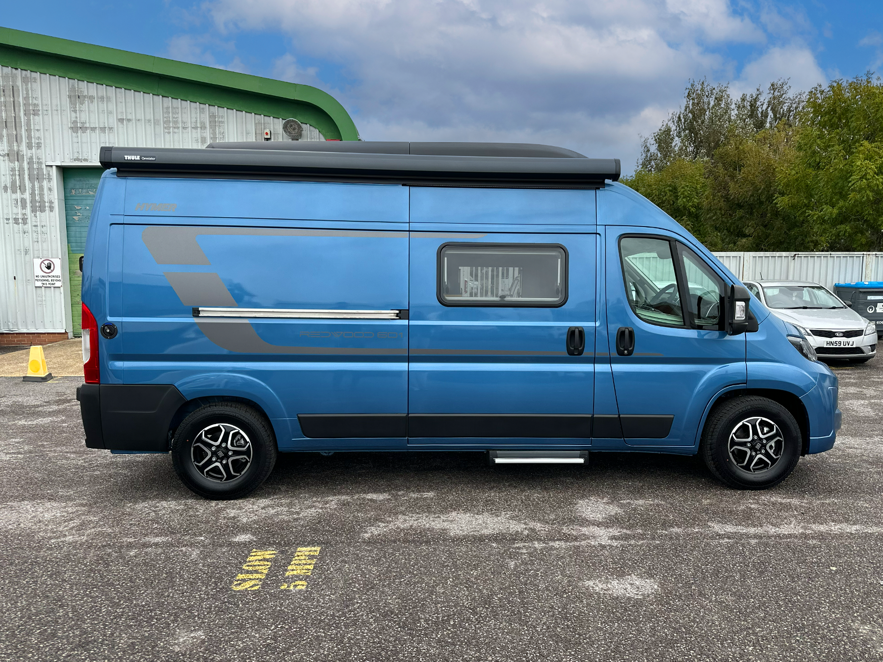Hymer Redwood 601 Sport Pop Top Exterior Left Side