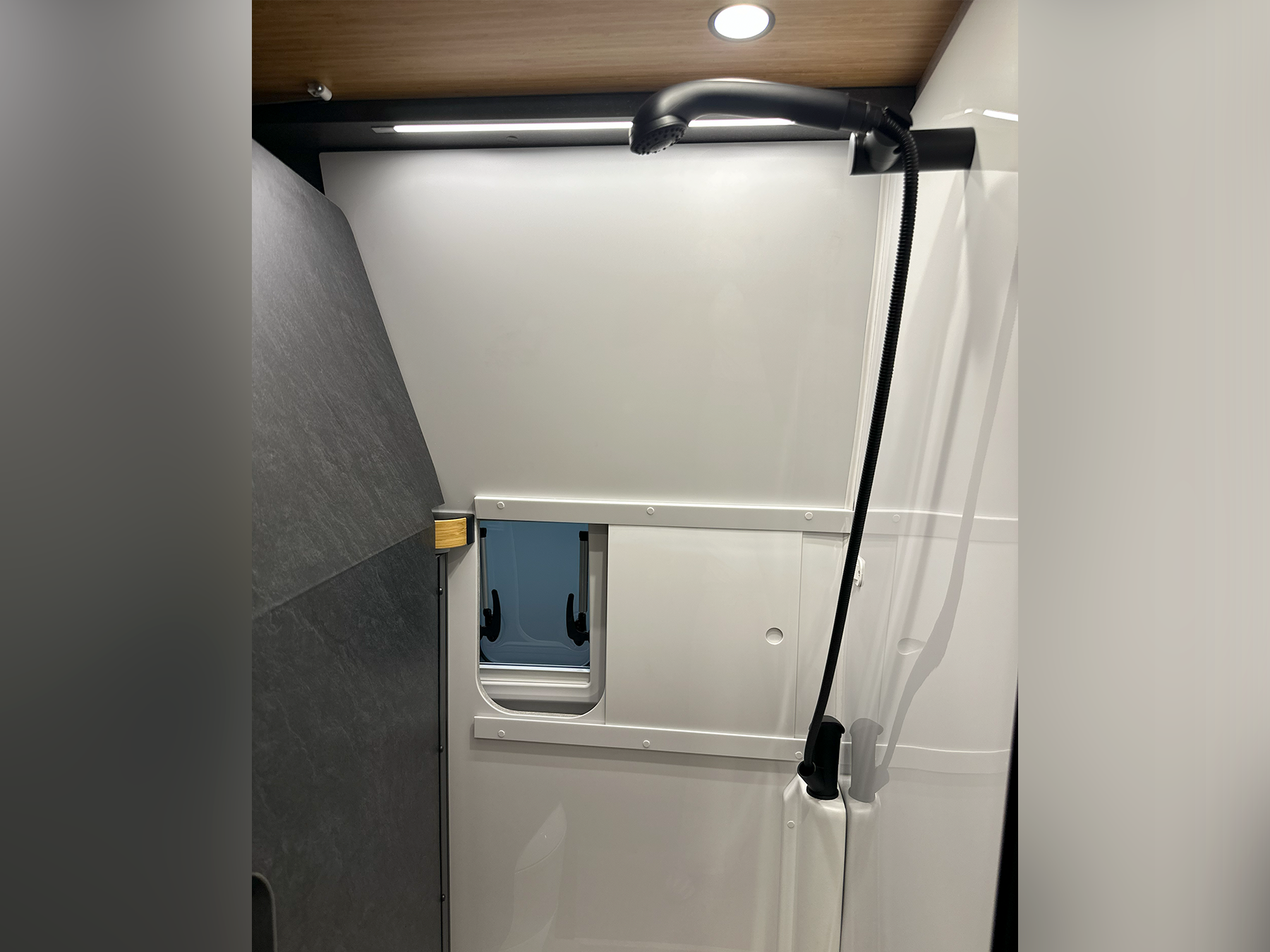 Hymer Redwood 601 Sport Pop Top Shower