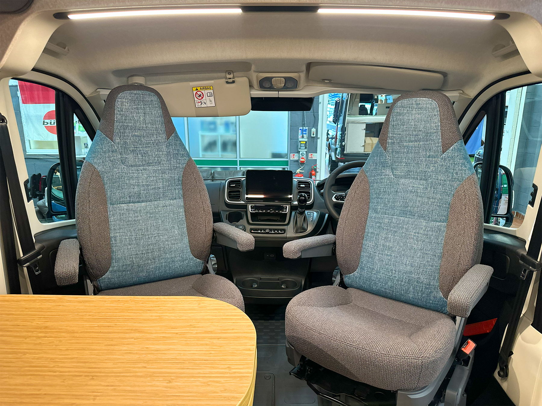 Hymer Redwood 601 Sport Pop Top Swivel Cab Seats