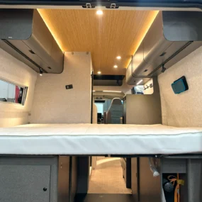 Hymer Redwood 601 Sport Pop Top Transverse Rear Beds