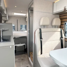 Hymer Yellowstone 640 Interior