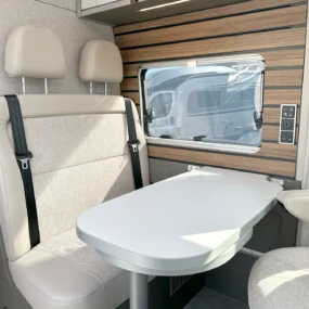 Hymer Yellowstone 640 Lounge Table