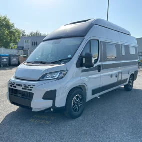 Hymer Yosemite Pop-Top Exterior Front Left Side