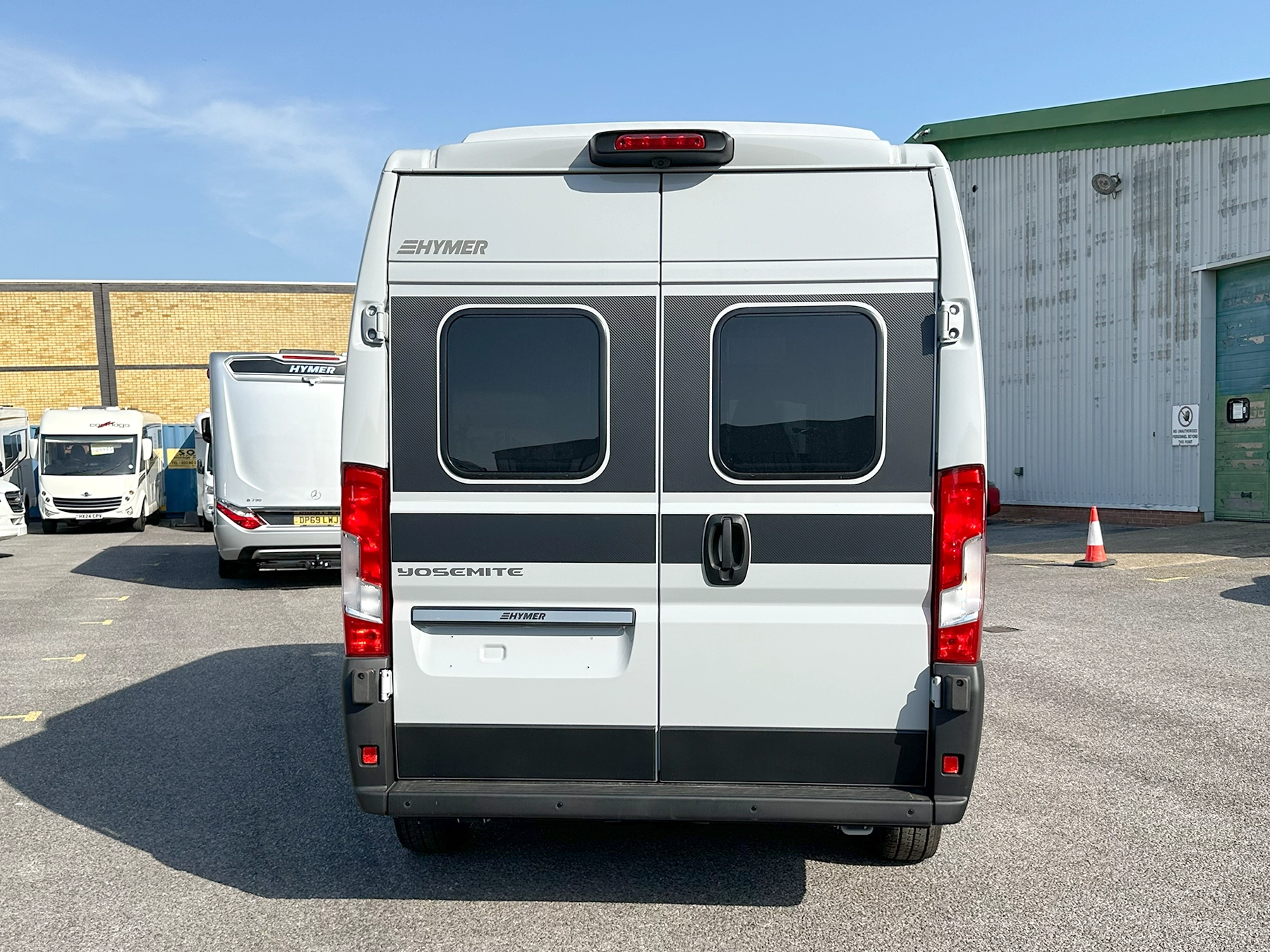 Hymer Yosemite Pop-Top Exterior Rear