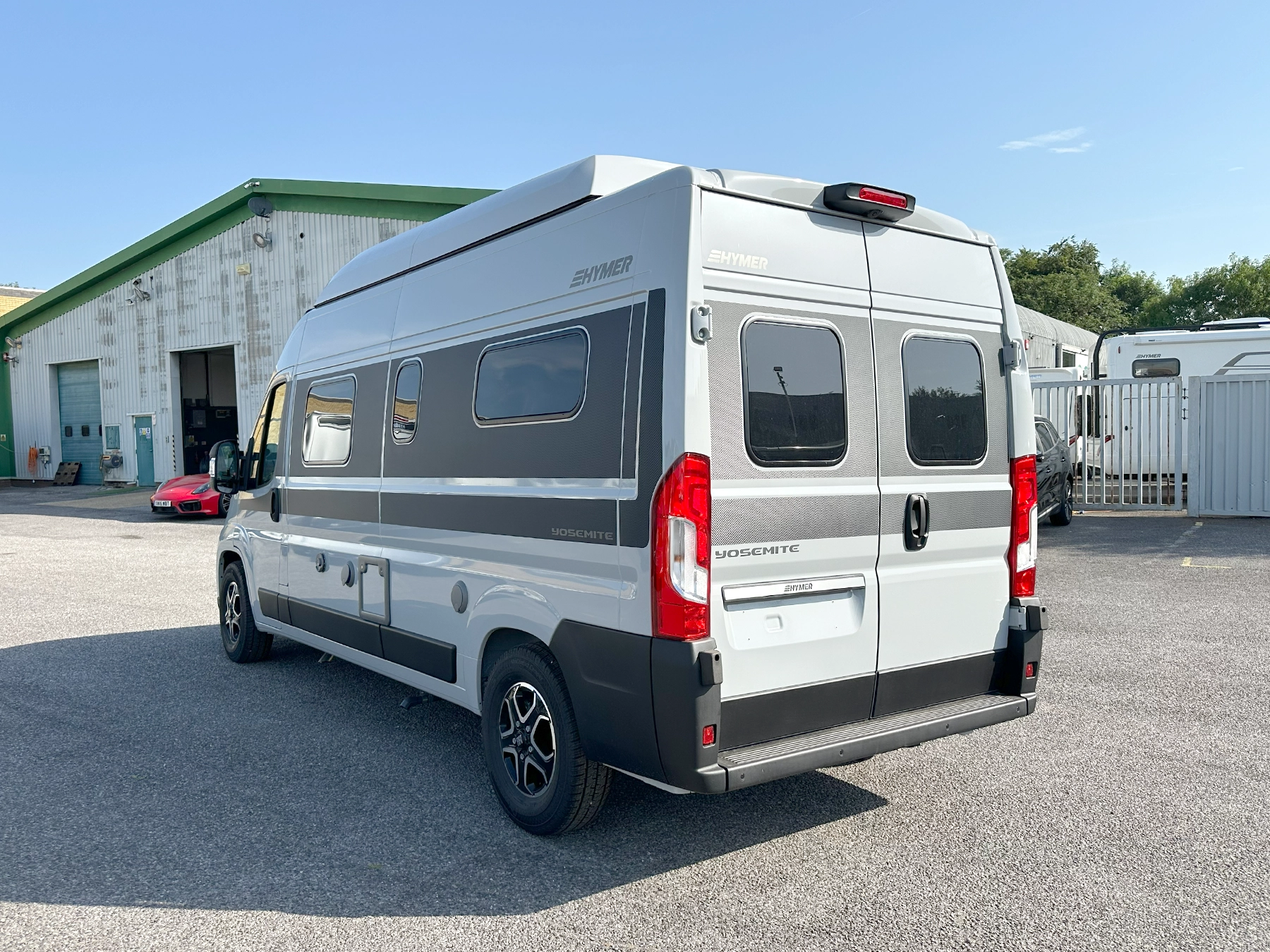 Hymer Yosemite Pop-Top Exterior Rear Left Side
