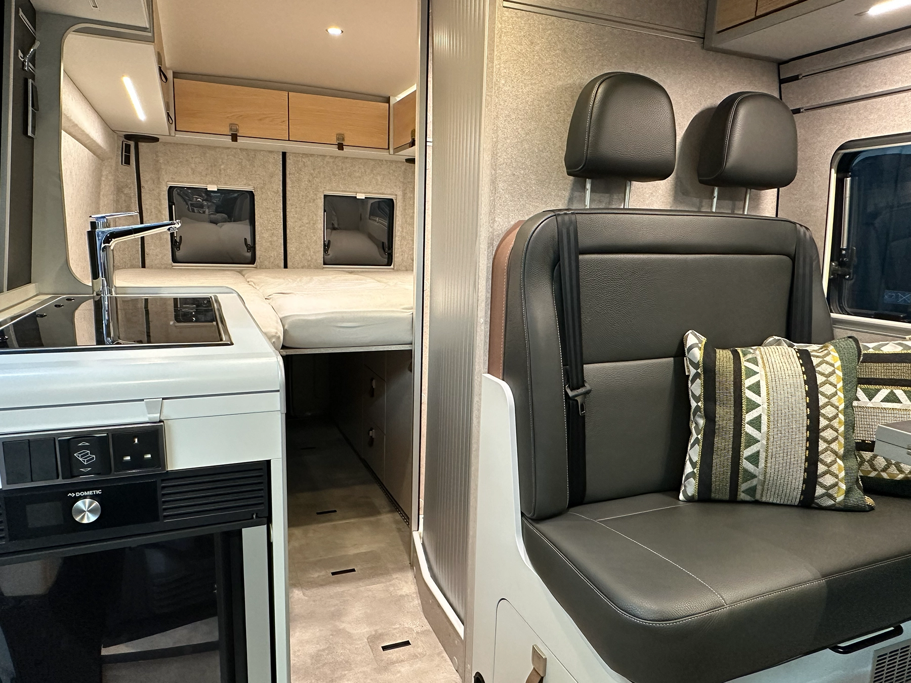 Hymer Yosemite Pop-Top Interior