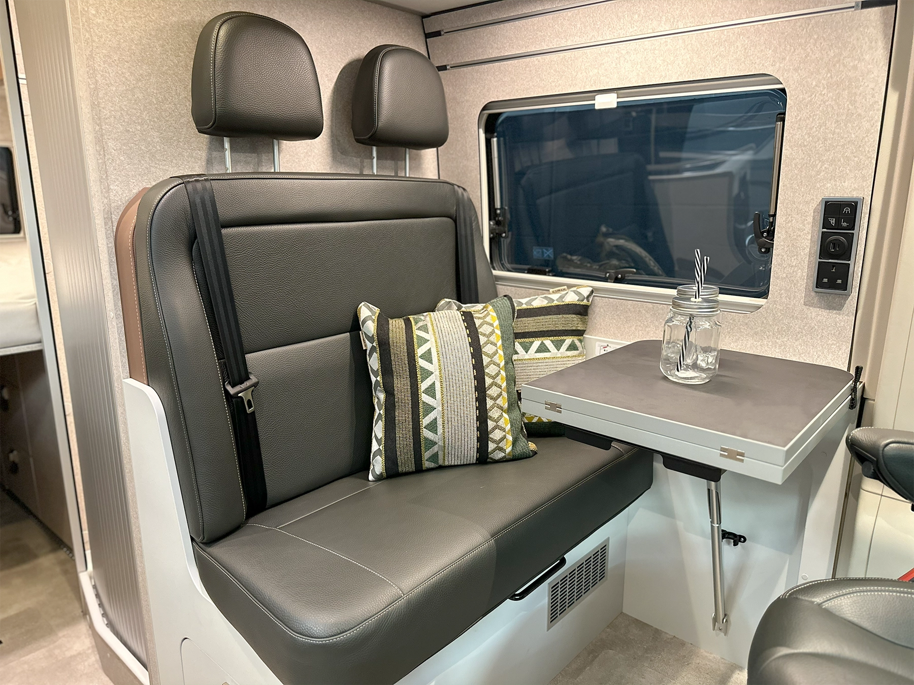 Hymer Yosemite Pop-Top Lounge Seat