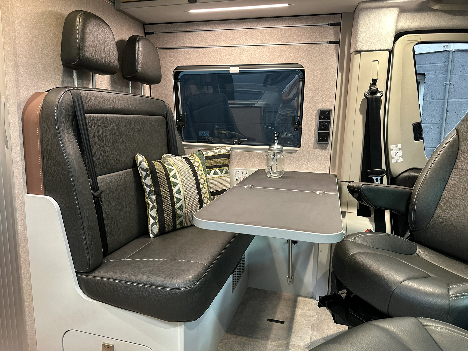 Hymer Yosemite Pop-Top Lounge Table