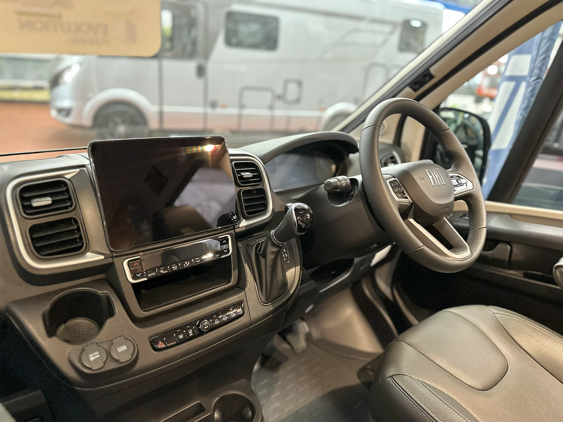Hymer Yosemite Pop-Top Multimedia System & Steering Wheel