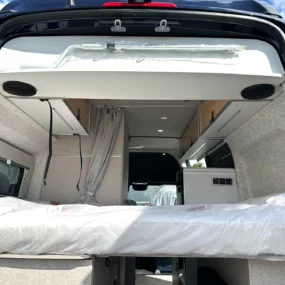 Grand Canyon S Pop Top 4x4 Rear Transverse Beds