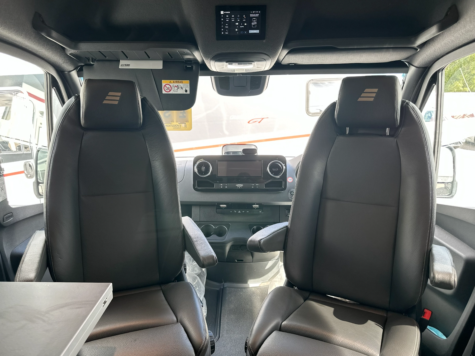 Grand Canyon S Pop Top 4x4 Swivel Front Cab Seats