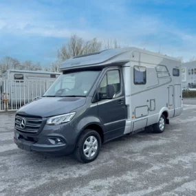 Hymer ML-T 570 Exterior Front Right Side