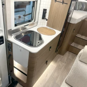 Hymer ML-T 570 Kitchen