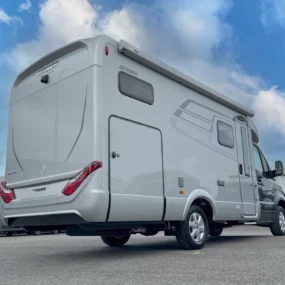 Hymer ML-T 580 Exterior Rear Right Side