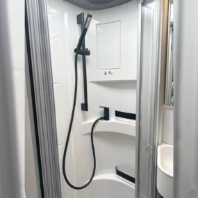 Hymer ML-T 580 Shower