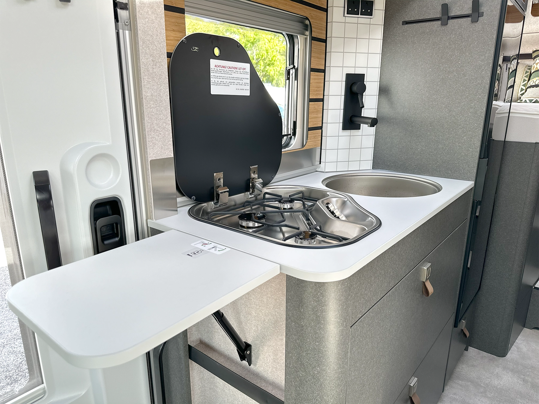 Hymer ML-T 570 Xperience Kitchen Worktop Extended