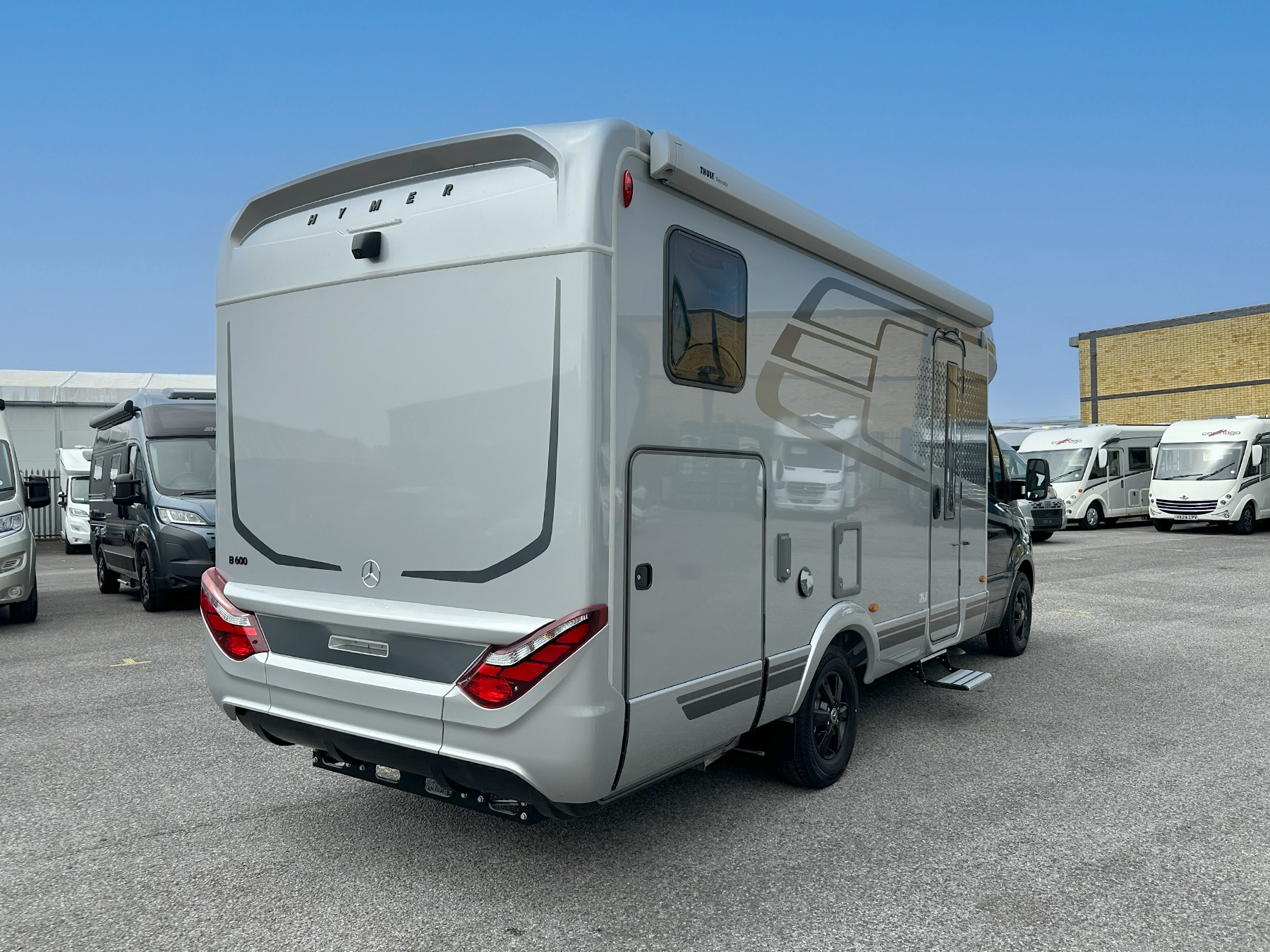 Hymer B-MC T 600 Exterior Rear Right Side