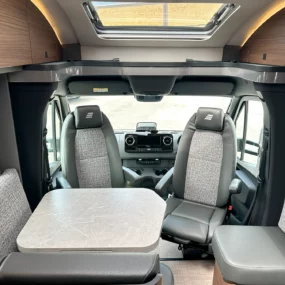 Hymer B-MC T 600 Lounge Areas