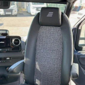 Hymer B-MC T 680 Drivers Seat