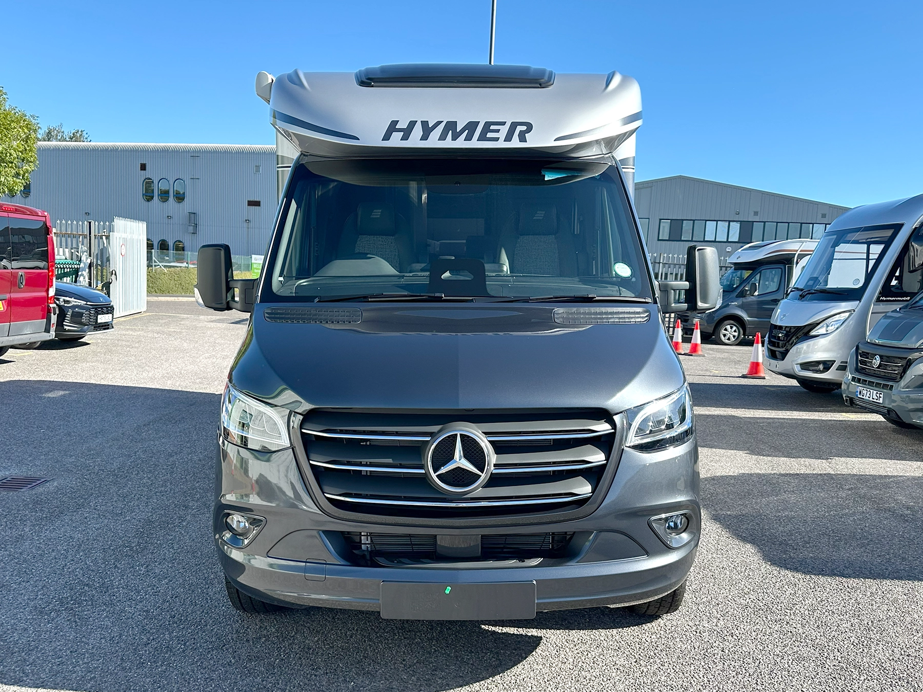 Hymer B-MC T 680 Exterior Front