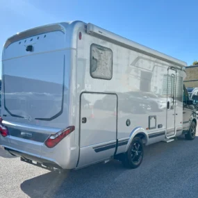 Hymer B-MC T 680 Exterior Left Rear Side