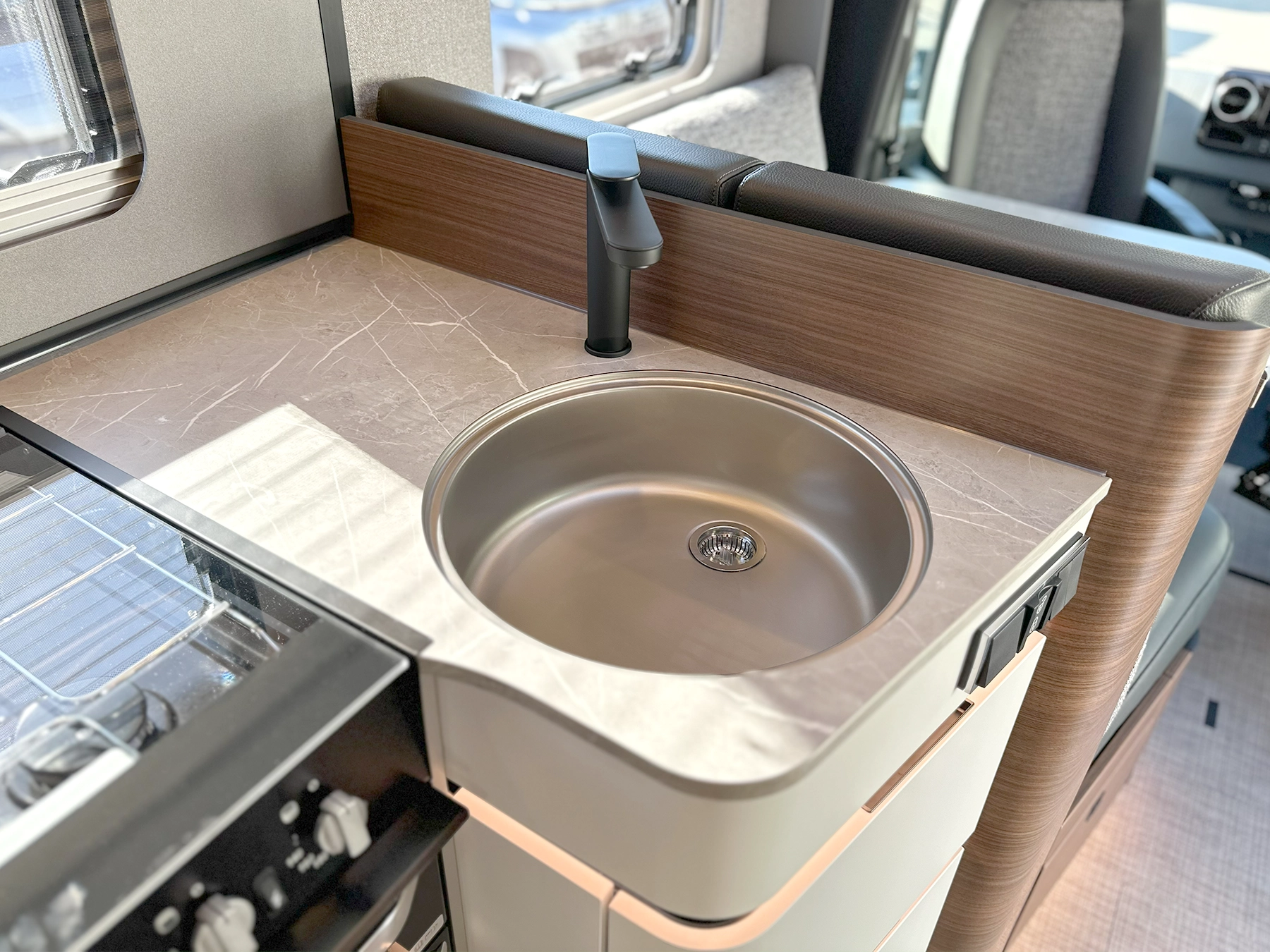 Hymer B-MC T 680 Kitchen Sink