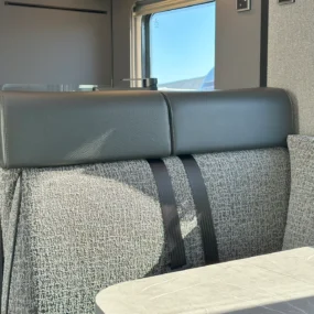 Hymer B-MC T 680 Lounge Seats