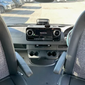 Hymer B-MC T 680 Multimedia System