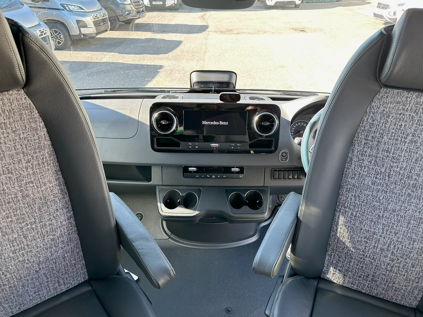 Hymer B-MC T 680 Multimedia System