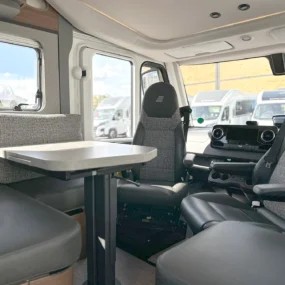 Hymer B-MC I 600 Lounge Area