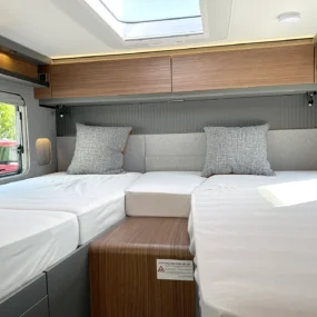 Hymer B-MC I 600 Twin Single Rear Beds