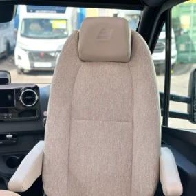 Hymer ML-T 570 Drivers Seat