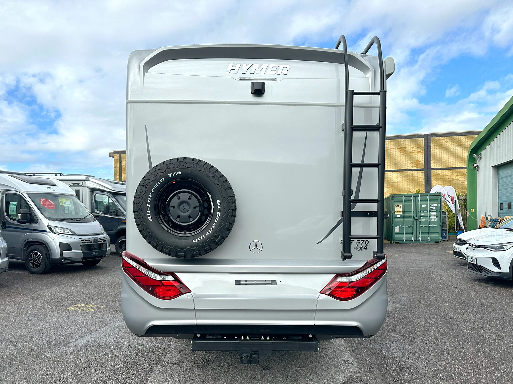 Hymer ML-T 570 Exterior Rear