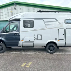 Hymer ML-T 570 Exterior Right Side