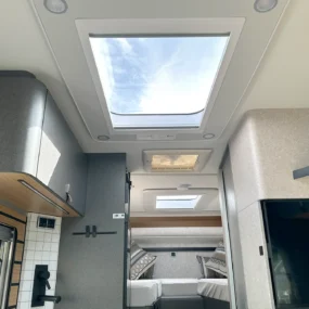 Hymer ML-T 570 Skylight in Lounge