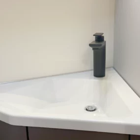 Burstner B66 744 TD Bathroom Sink