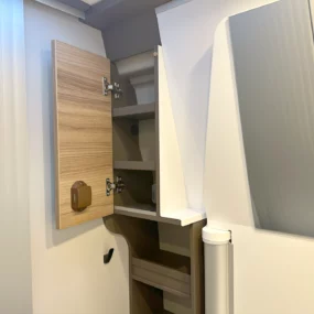 Burstner B66 644 Bathroom Cabinet