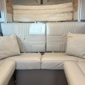 Burstner B66 644 C B66 Lounge Seats