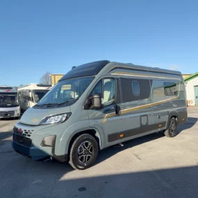 Burstner B66 644 C Exterior Front Left