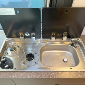 Burstner B66 644 C Kitchen Hob & Sink