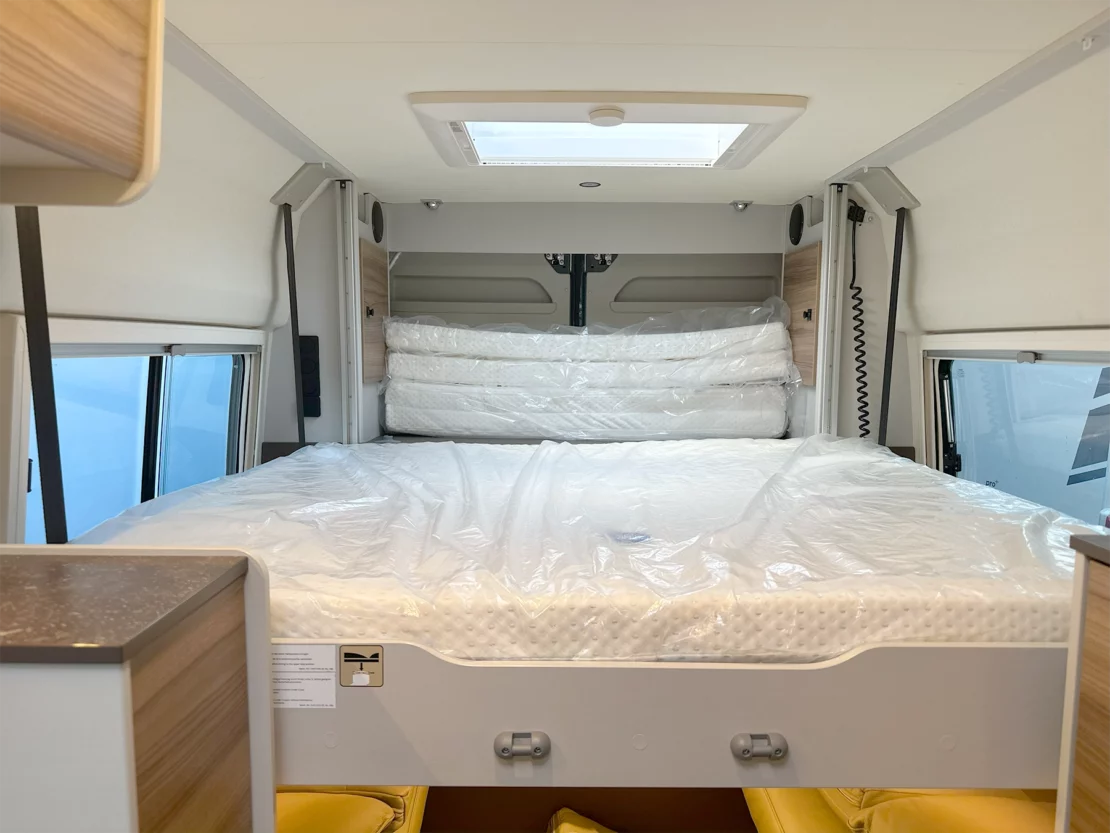 Burstner B66 644 Drop Down Bed