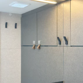 Hymer ML-T 580 4X4 Bathroom Mirror & Cupboards