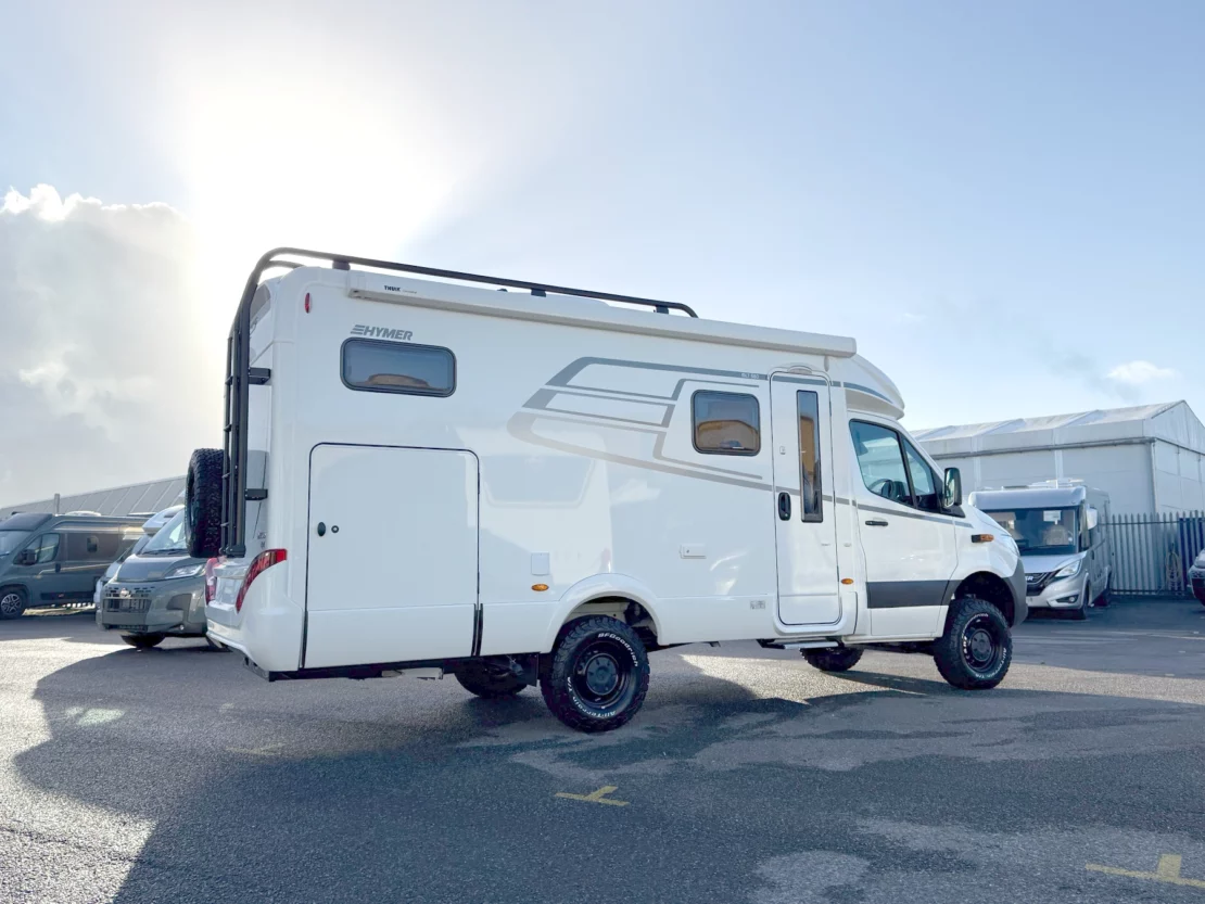 Hymer ML-T 580 4X4 Exterior Left Side