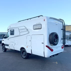 Hymer ML-T 580 4X4 Exterior Rear Left Side