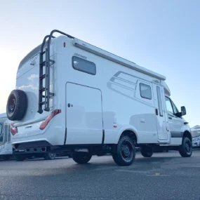 Hymer ML-T 580 4X4 Exterior Rear Right Side